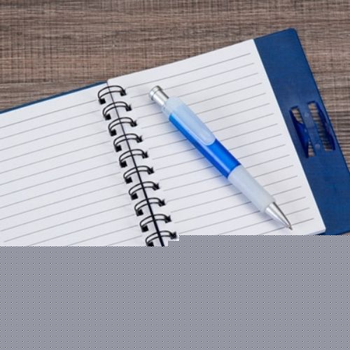 Caderno com Caneta