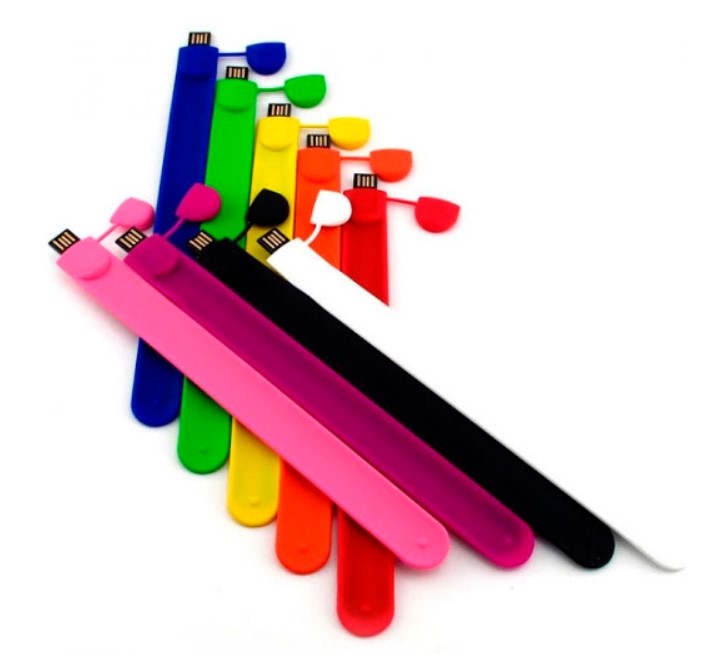 Pen drive em forma de pulseira